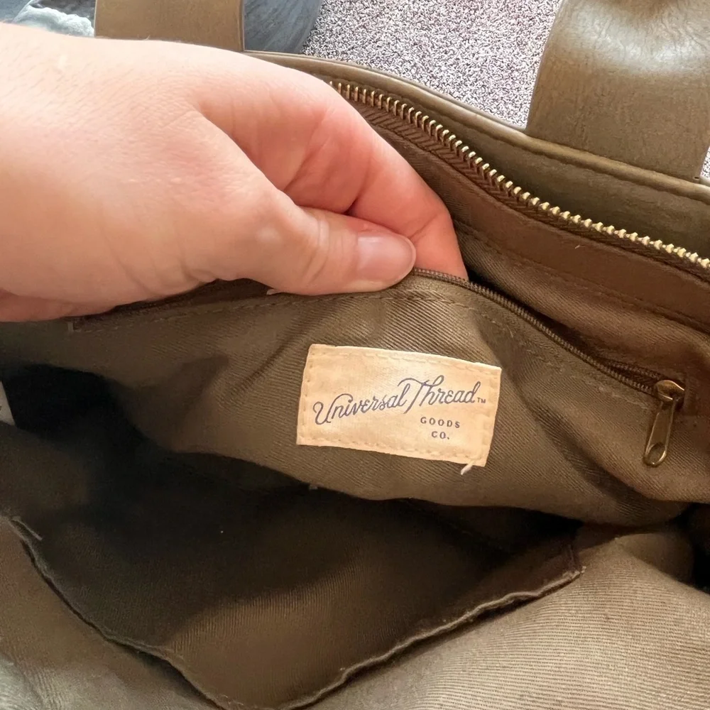 Universal threads Olive Green tote/Bag